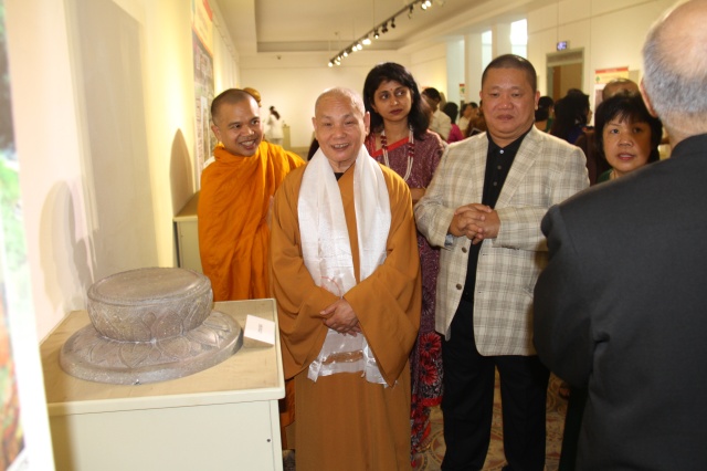 TP. HCM: Khai mạc Triển lãm Phật giáo Dharma Darshan