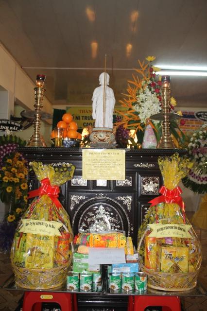 Đồng Tháp: BST. GHPGVN Tỉnh Đồng Tháp Phúng Viếng Cố Ni Trưởng Thích Nữ Tịnh Nghĩa