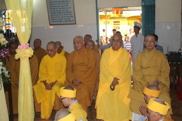 Đồng Tháp: Lễ Nhập Bảo Tháp Ni Trưởng Tịnh Nghĩa