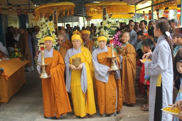 Đồng Tháp: Lễ Nhập Bảo Tháp Ni Trưởng Tịnh Nghĩa