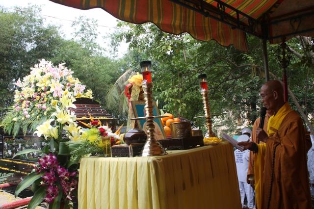 Đồng Tháp: Lễ Nhập Bảo Tháp Ni Trưởng Tịnh Nghĩa