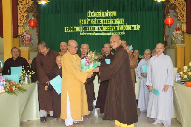 ĐỒNG THÁP: Lễ Ra Mắt 11 Ban Trị Sự GHPGVN Tỉnh Đồng Tháp Nhiệm Kỳ VII (2012 – 2017)