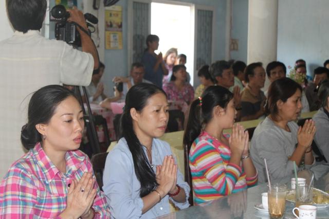 Đồng Tháp: Tặng Quà Tết Cho Người Nghèo