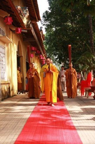 Đồng Tháp: Lễ an vị 19 tôn tượng đức Phật A Di Đà tại chùa Hoa Lâm