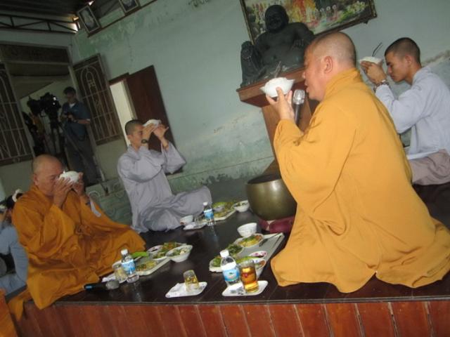 Khóa tu cuối năm - Pháp hội niệm Phật chùa Linh Sơn Pháp Ấn