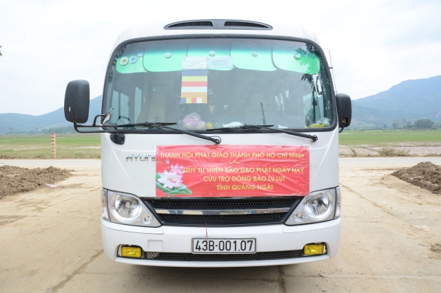Quỹ Từ Thiện ĐPNN cứu trợ cho đồng bào miền Trung đợt 3