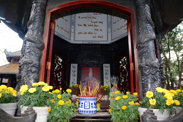 Chùm ảnh: Chùa Giác Ngộ tổ chức hành hương thập tự đầu năm Giáp Ngọ 2014