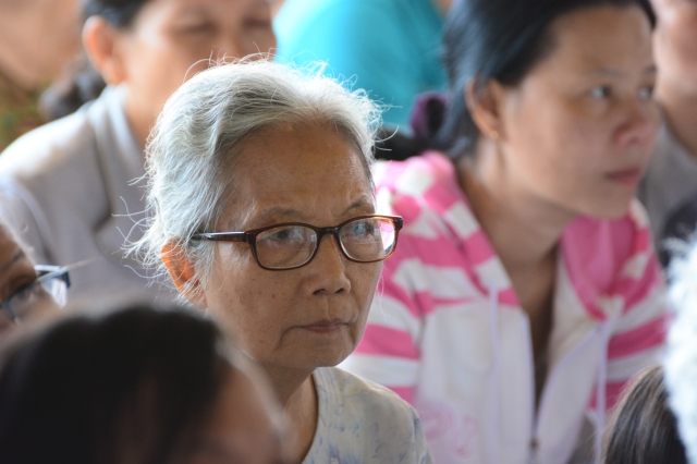 Chùm ảnh: Chùa Giác Ngộ tổ chức hành hương thập tự đầu năm Giáp Ngọ 2014