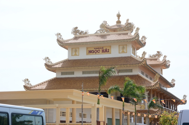 Chùm ảnh: Chùa Giác Ngộ tổ chức hành hương thập tự đầu năm Giáp Ngọ 2014