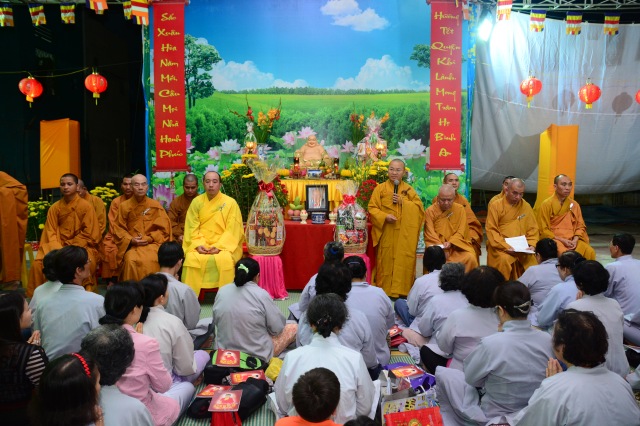 Lễ tưởng niệm GS. TS. Trần Chung Ngọc tại chùa Giác Ngộ nhân tuần thất thứ nhất