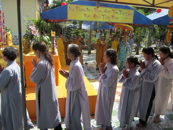 Lễ an vị tôn tượng Phật A Di Đà tại chùa Bảo Long