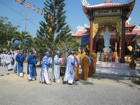 Lễ an vị tôn tượng Phật A Di Đà tại chùa Bảo Long