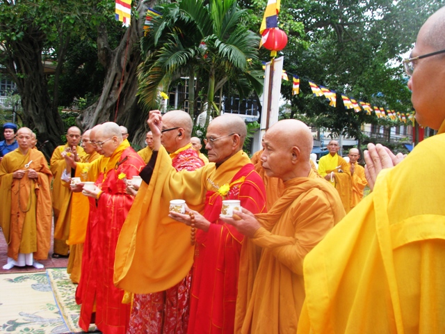 Phú Yên: Lễ Khánh tạ và an vị tôn tượng Phật A Di Đà lộ thiên