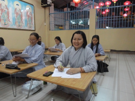 Kỳ thi Học Kỳ I-Năm II của Lớp Giáo Lý-Chùa Thiên Chánh