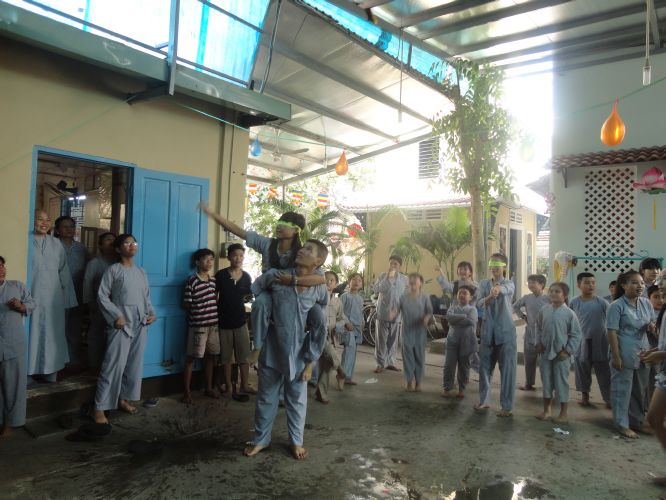 TP.HCM: Buổi Tất niên khóa tu Gieo Hạt Từ Tâm chùa Thiên Chánh