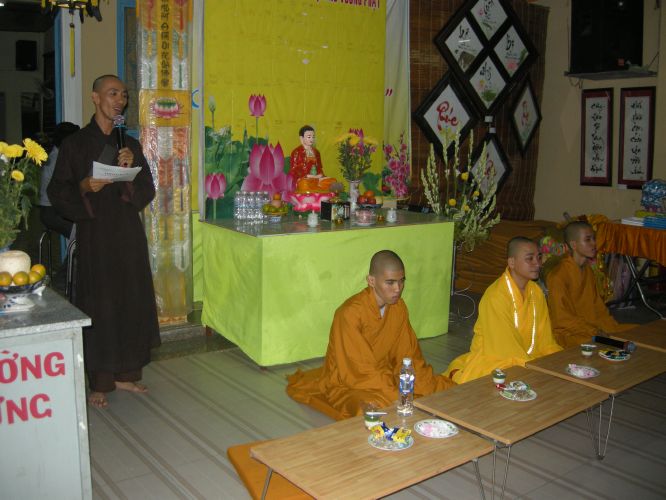 TP.HCM: Buổi tất niên đong đầy tình thương của lớp giáo lý chùa Thiên Chánh