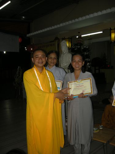 TP.HCM: Buổi tất niên đong đầy tình thương của lớp giáo lý chùa Thiên Chánh