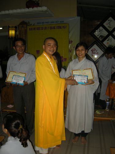 TP.HCM: Buổi tất niên đong đầy tình thương của lớp giáo lý chùa Thiên Chánh