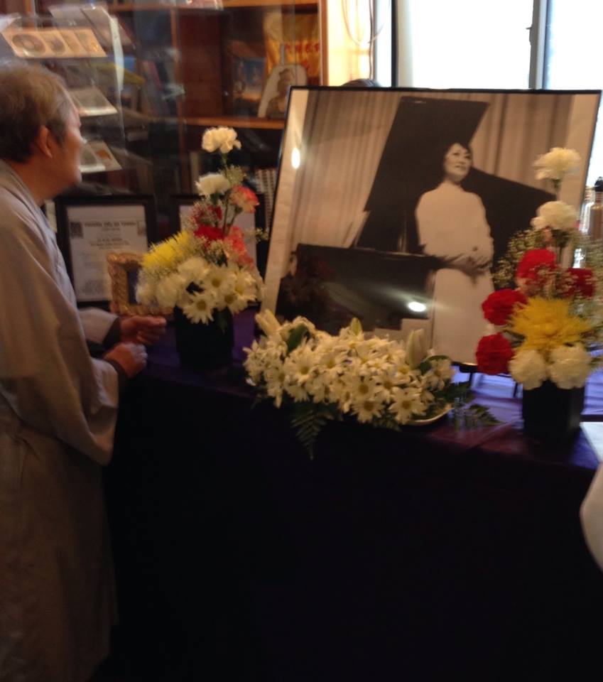 Lễ tưởng niệm ca sĩ Hà Thanh (1937-2014)