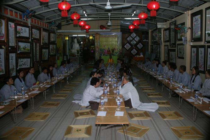 TP.HCM: Buổi tất niên đong đầy tình thương của lớp giáo lý chùa Thiên Chánh