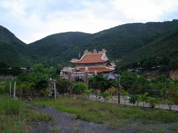 Lễ khánh đản Đức Phật A Di Đà tại chùa Lâm Tỳ Ni (Nha Trang)