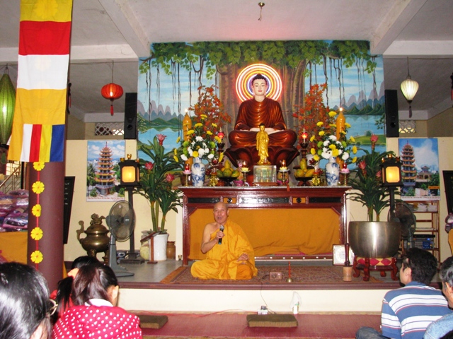 Khánh Hòa: Khóa tu Một Ngày An Lạc và Lễ quy y cho người khiếm thị