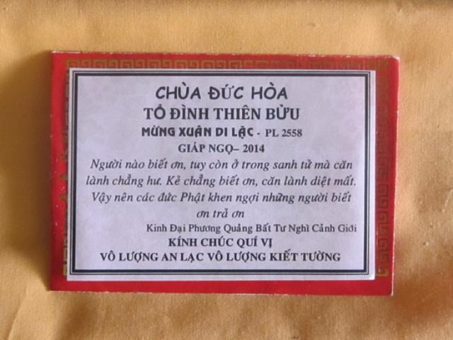 Về chùa lễ Phật đầu năm