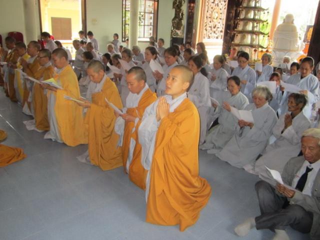 Phật giáo Ninh Hòa tổ chức lễ thành đạo