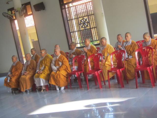 Phật giáo Ninh Hòa tổ chức lễ thành đạo