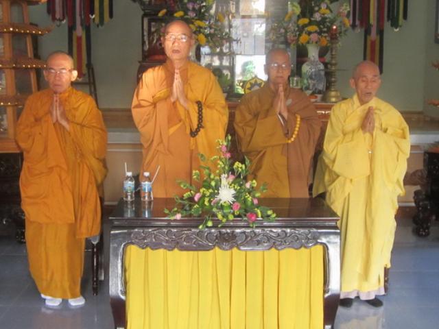 Phật giáo Ninh Hòa tổ chức lễ thành đạo
