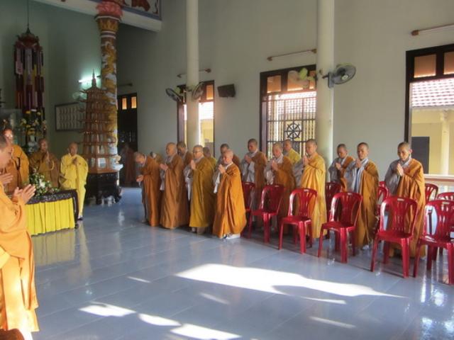 Phật giáo Ninh Hòa tổ chức lễ thành đạo