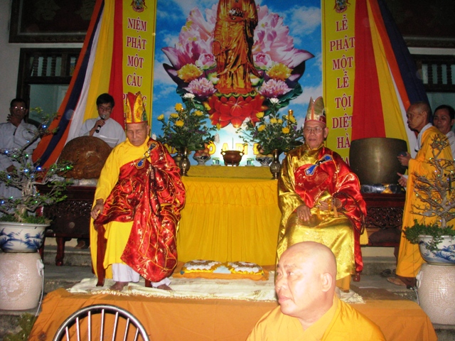 Khánh Hòa: Ấn tượng đêm hội hoa đăng chùa Thanh Hải