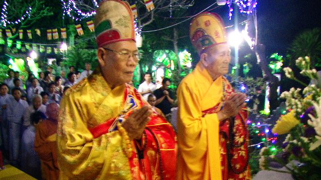 Khánh Hòa: Ấn tượng đêm hội hoa đăng chùa Thanh Hải