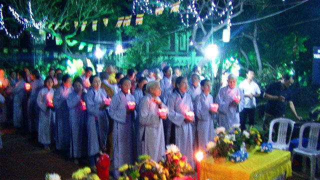 Khánh Hòa: Ấn tượng đêm hội hoa đăng chùa Thanh Hải