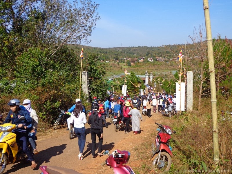 Hoa Khai mùa xuân trẩy hội