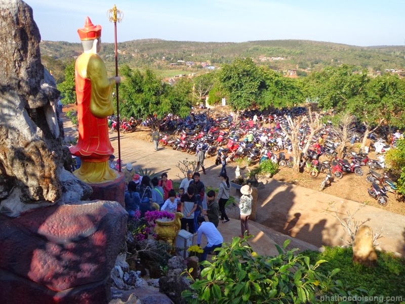Hoa Khai mùa xuân trẩy hội