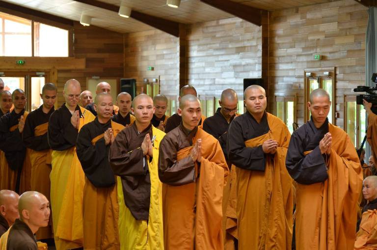 Làng Mai: Đại giới đàn Cam Lộ Vị hoàn mãn