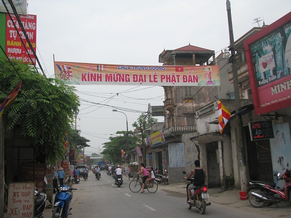 Hà Nội: Chùa Trung Dương Tổ Chức Đại Lễ Phật Đản PL. 2558