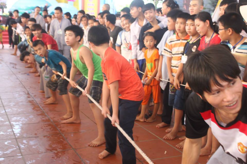 Thái Bình: Hội thi giáo lý  trong khóa tu Nụ Thương Sen Hồng lần 2 tại chùa Từ Xuyên