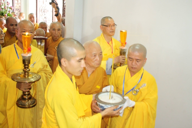 Chùm ảnh: Phụng tống Di ảnh ĐLHT. Thích Trí Tịnh thăm viếng trụ sở TƯ GHPGVN - Văn phòng BTS GHPGVN Tp. HCM