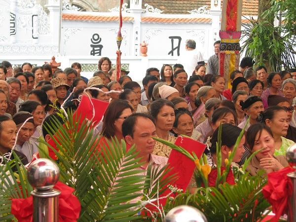 Hà Nội: Chùa Trung Dương Tổ Chức Đại Lễ Phật Đản PL. 2558