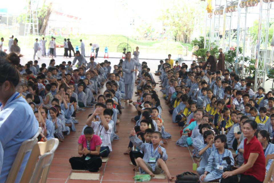 Thái Bình: Hội thi giáo lý  trong khóa tu Nụ Thương Sen Hồng lần 2 tại chùa Từ Xuyên