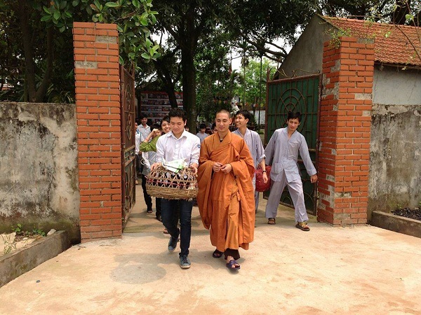 Hà Nội: CLB Niềm Tin Chánh Pháp tổ chức lễ phóng sinh