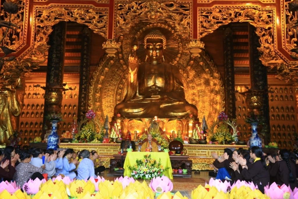 Vesak 2014: HT. Thích Trí Quảng, HT. Thích Bảo Nghiêm thuyết giảng tại Vesak 2014