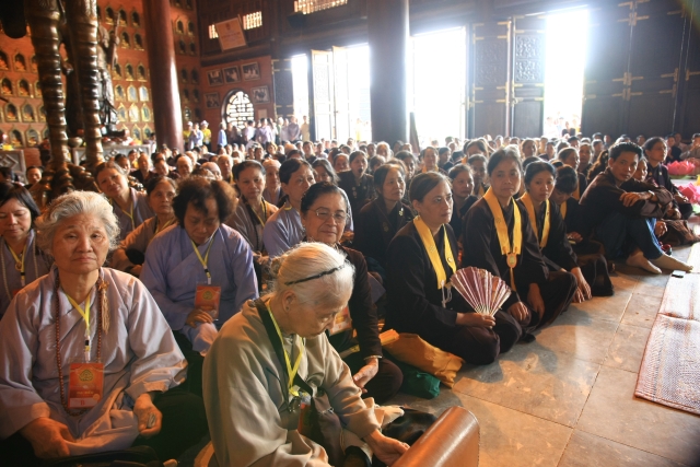 Vesak 2014: HT. Thích Trí Quảng, HT. Thích Bảo Nghiêm thuyết giảng tại Vesak 2014