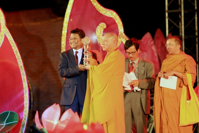 Vesak 2014: Đêm văn nghệ và trao giải liên hoan phim Vesak Quốc tế