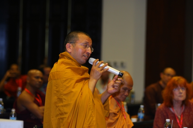 Vesak: Chùm ảnh đại biểu về tham dự các phiên Hội thảo Phật giáo tại Vesak 2014