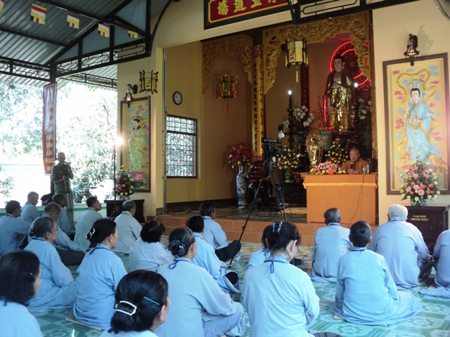 Khánh Hòa: Khóa tu Một ngày An lạc lần thứ 48 tại chùa Sắc tứ Minh Thiện