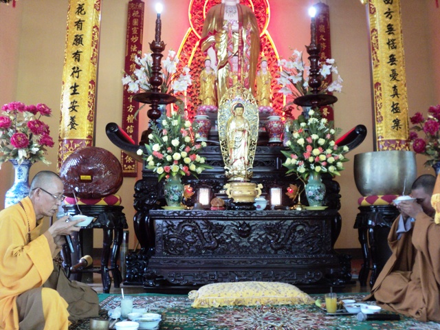 Khánh Hòa: Khóa tu Một ngày An lạc lần thứ 48 tại chùa Sắc tứ Minh Thiện