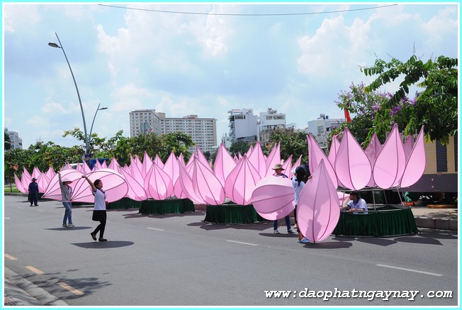 TP. HCM: Quan Âm tu viện hạ thủy thất Liên Đăng